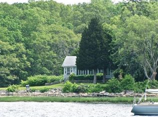 7 Touisset Rd, Warren, RI 02885