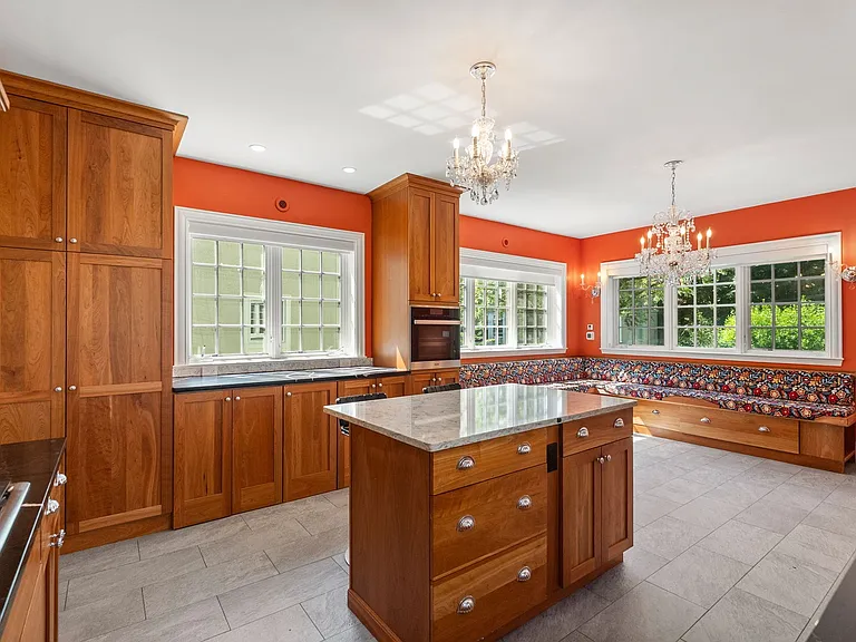 4 Gracewood Park — Photo 8