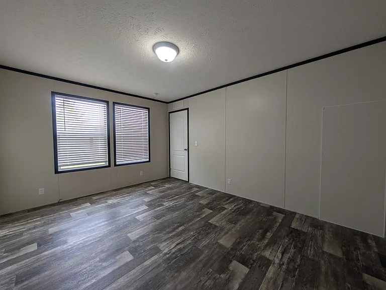 38000 Le Chateau Blvd #658 — Photo 21