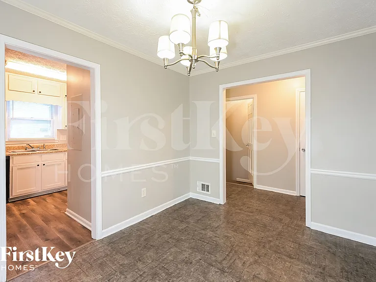 1023 Park Gate Pl — Photo 5