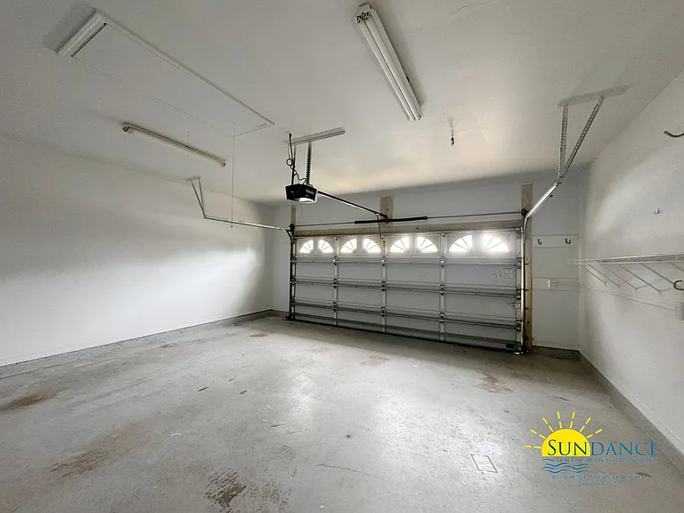 504 Fallin Waters Dr — Photo 24