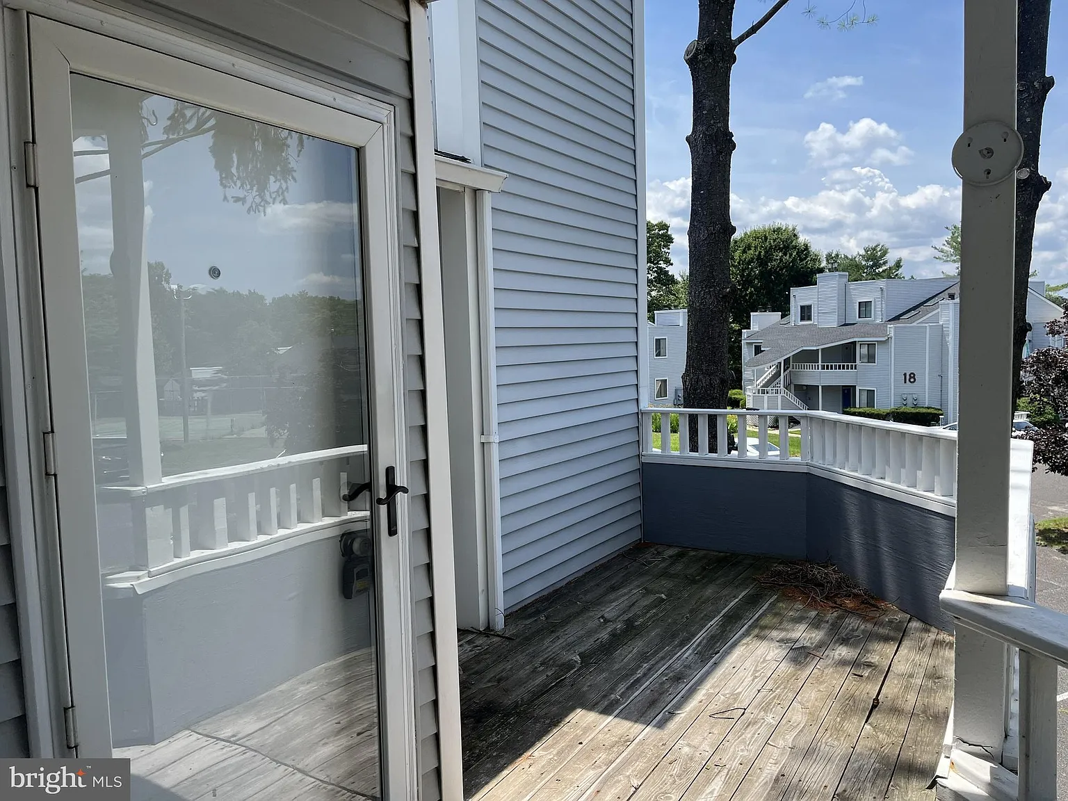 1 bed, 1.0 bath, 530 sqft, $1,450 — Photo 2
