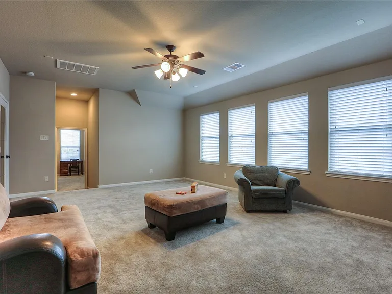 8106 Little Scarlet St — Photo 15