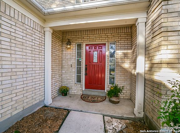 3rd image of 8519 Camberwell Dr