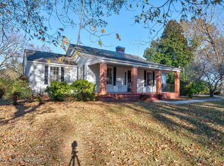 104 E Ridgewood Rd, Jasper, AL 35504