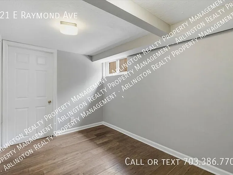 121 E Raymond Ave — Photo 31