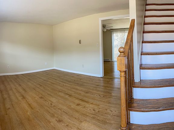 3rd image of 13 Albough Rd APT 16