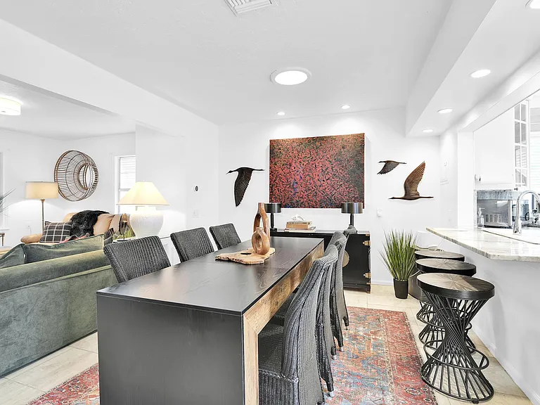 3218 Palm Dr — Photo 8
