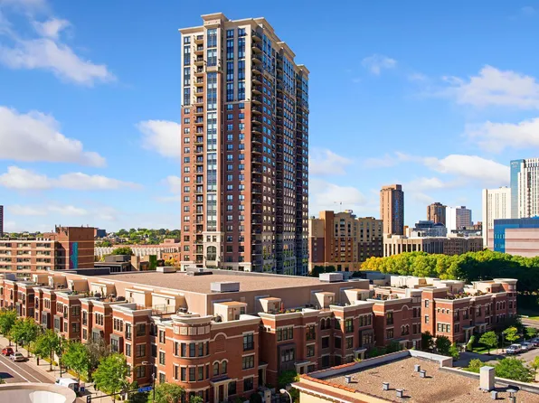 500 E Grant St APT 1203, Minneapolis, MN 55404