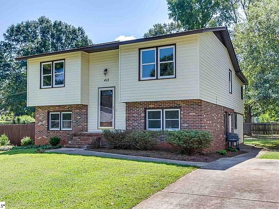 3rd image of 412 W Yellow Wood Dr
