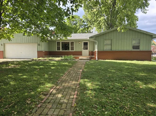125 S Fisher St, Mc Lean, IL 61754