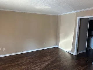 415 N Lafayette Ave — Photo 4