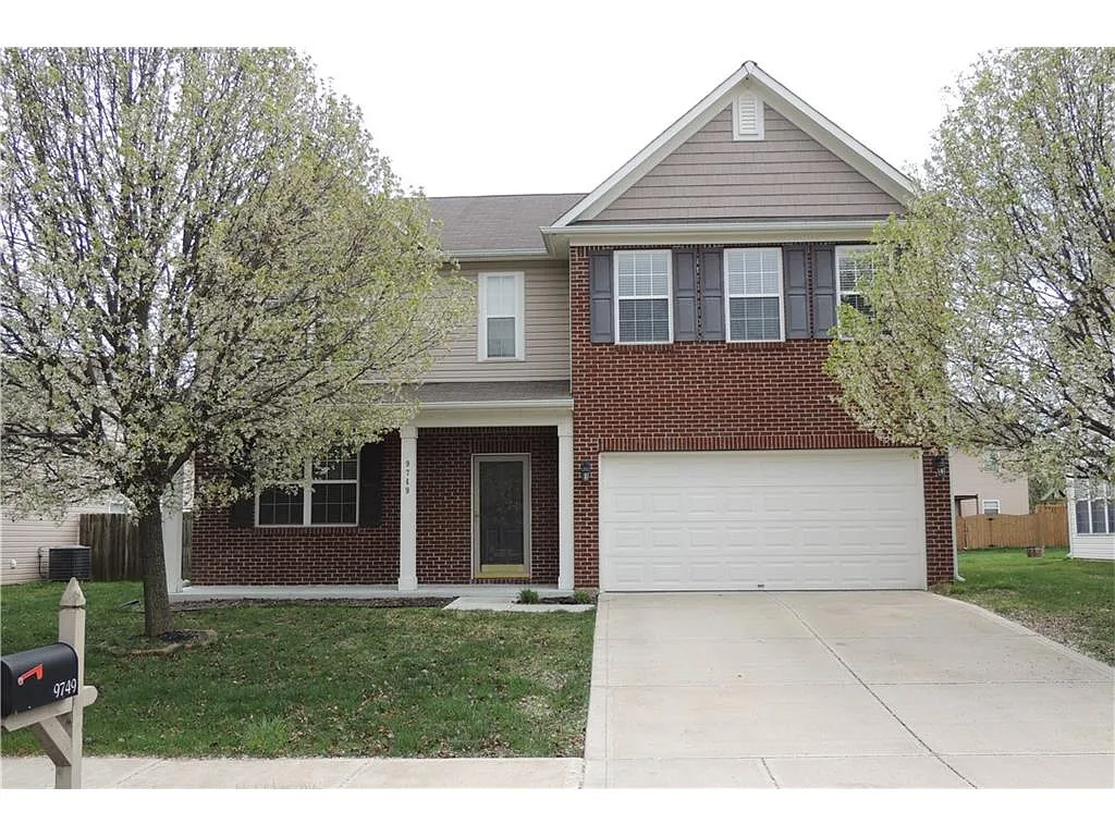 9749 Rhodes Ln photo 1