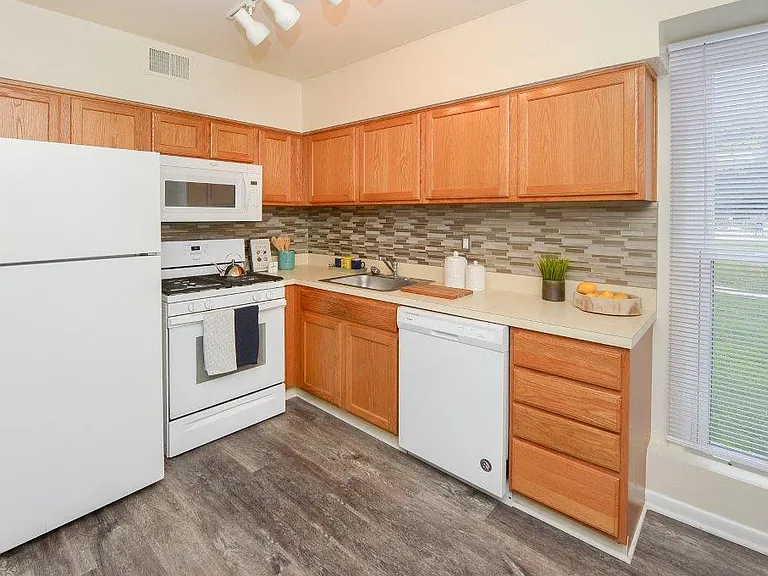 Willowbrook Apartment Homes — Photo 2