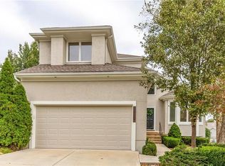 12205 Ash St, Overland Park, KS 66209