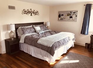 115 N 9th St, Akron, PA 17501