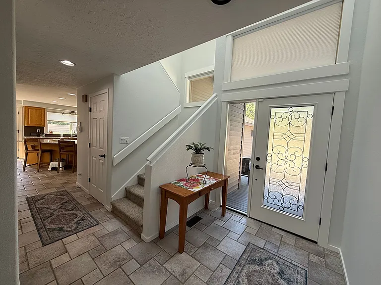 3 Cinder Ln — Photo 3