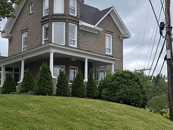 104 Poplar St, Van Buren, ME 04785