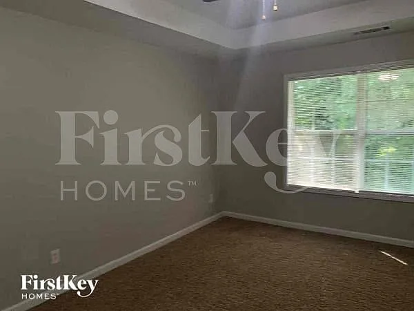 1009 Serene Lake Dr — Photo 6