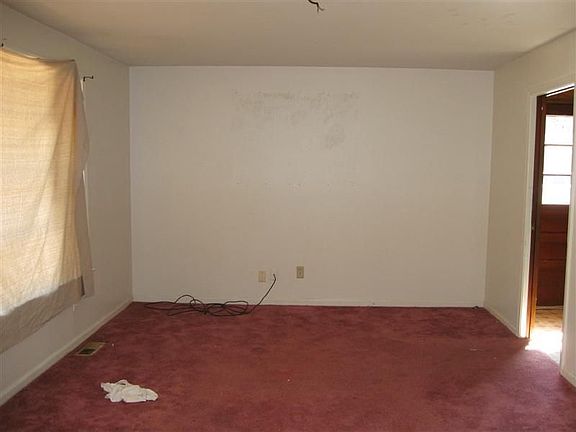 4015 Plymouth Avenue, Memphis, TN 38128