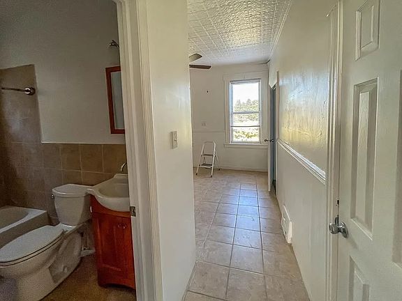 3rd image of 296 Claremont Ave #0