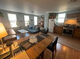 31-39 42nd St #2A, Astoria, NY 11103
