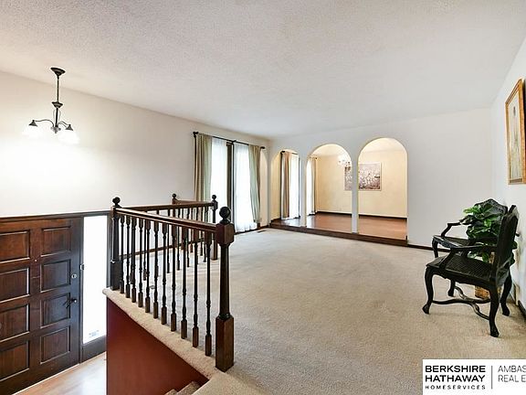 3rd image of 13041 Patrick Cir