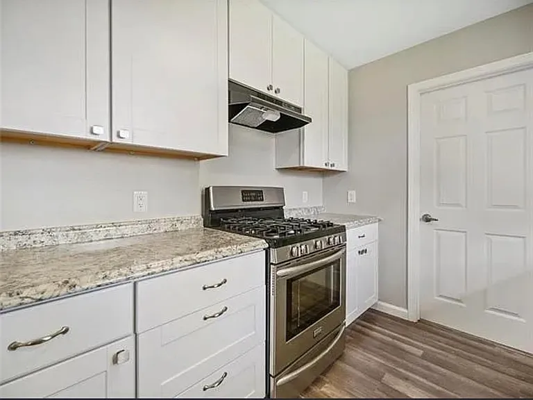5425 9th Ave — Photo 12