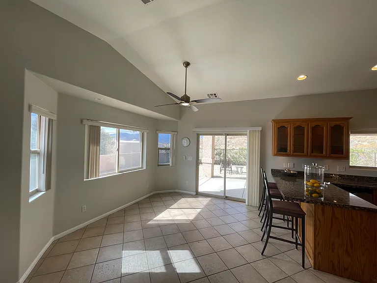 12055 Highland Ave — Photo 18