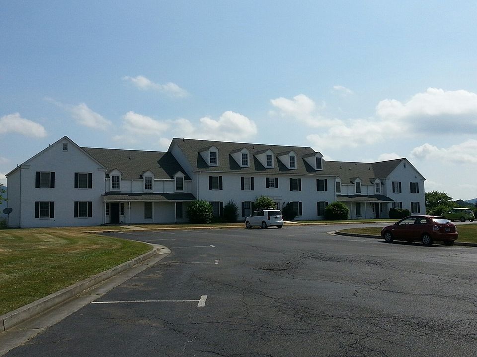 1st image of 6491 Carefree Ln