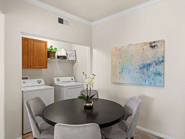 Barton Vineyard Apartments — Photo 24