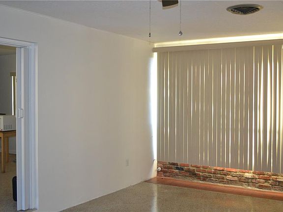 5th image of 1120 Heron St S