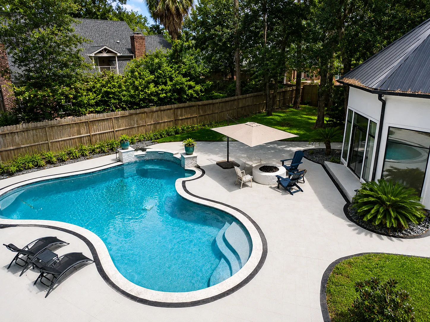 1 bed, 1400 sqft, $3,995 — Photo 2
