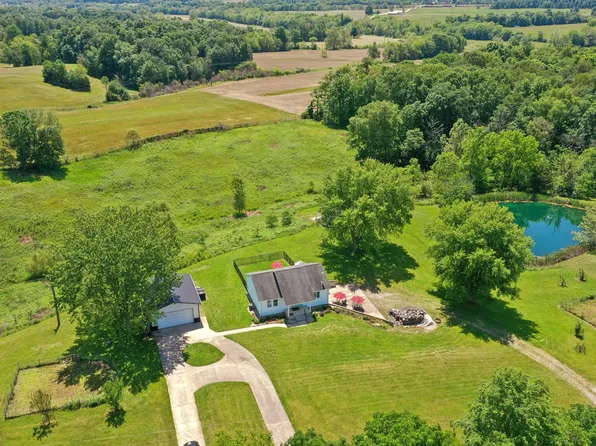 7786 Cody Rd, Hillsboro, OH 45133