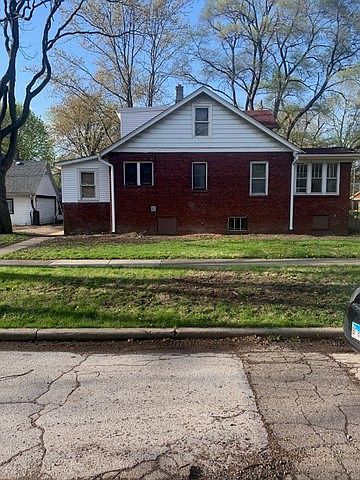 2nd image of 12156 Greenwood Ave