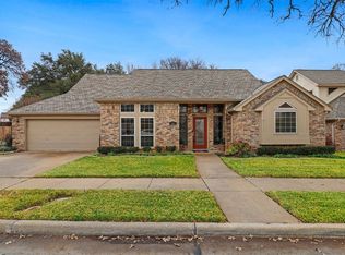 1204 Churchill Dr, Irving, TX 75060