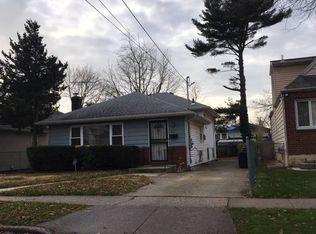58 Dorlon St, Hempstead, NY 11550