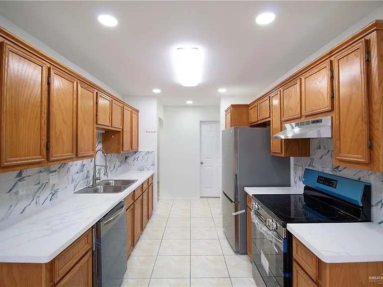 2717 Umbrellabird Ave — Photo 6