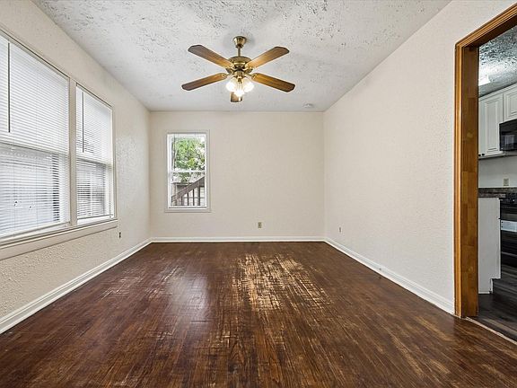 5th image of 2308 McClendon St
