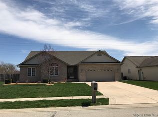 3016 Red Oak Ln, Springfield, IL 62712