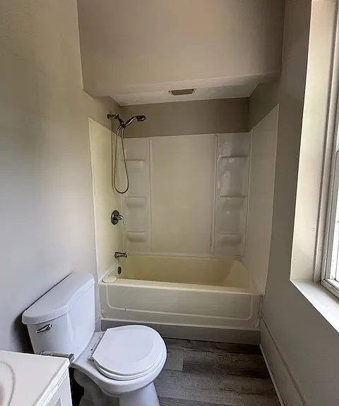 811 S Main St #811 — Photo 7