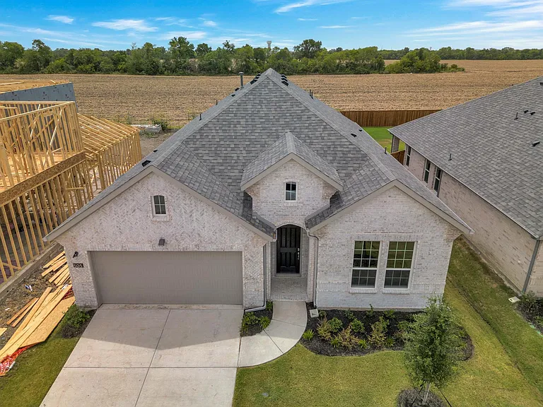603 Parrino Pkwy — Photo 31