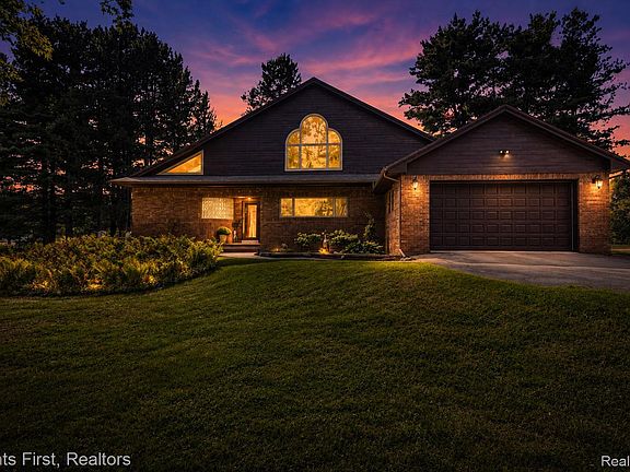 2nd image of 9022 Kingston Ct