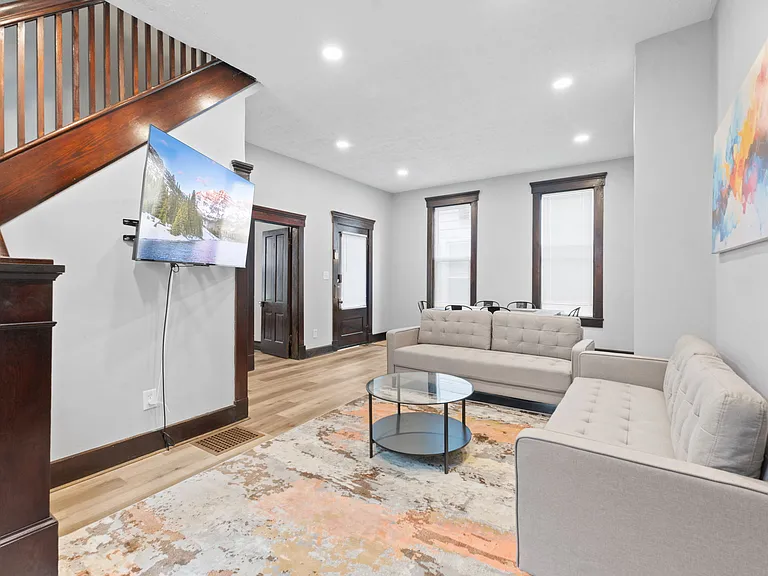 119 Wisconsin St — Photo 10