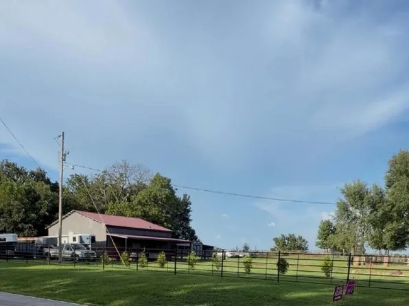 13546 Highway F, Stotts City, MO 65756
