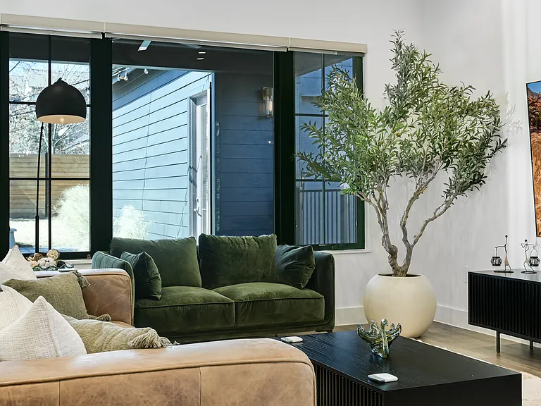 2506 Southland Dr — Photo 14
