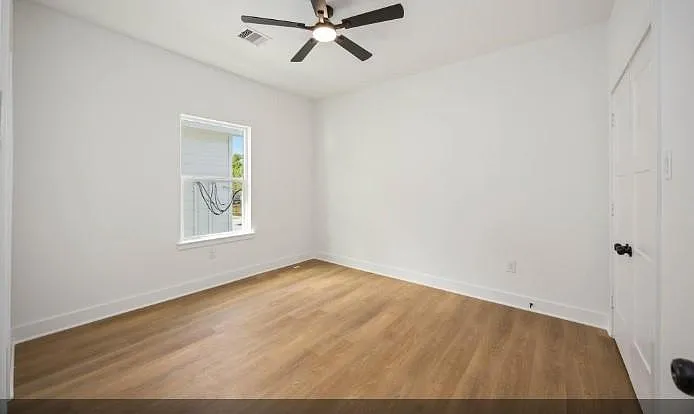 4501 Newberry St #A — Photo 13