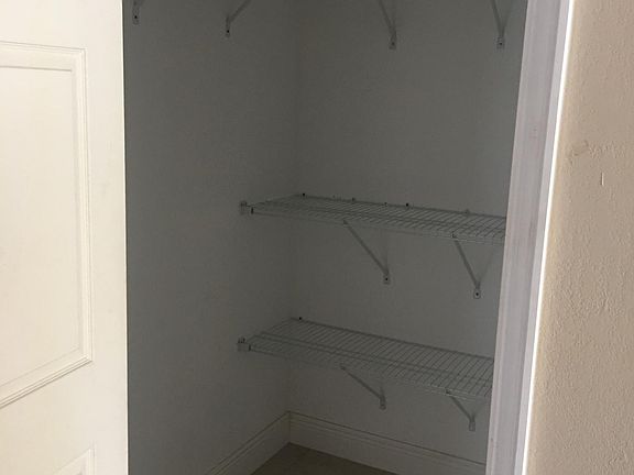5th image of 6922 N Orleans Ave