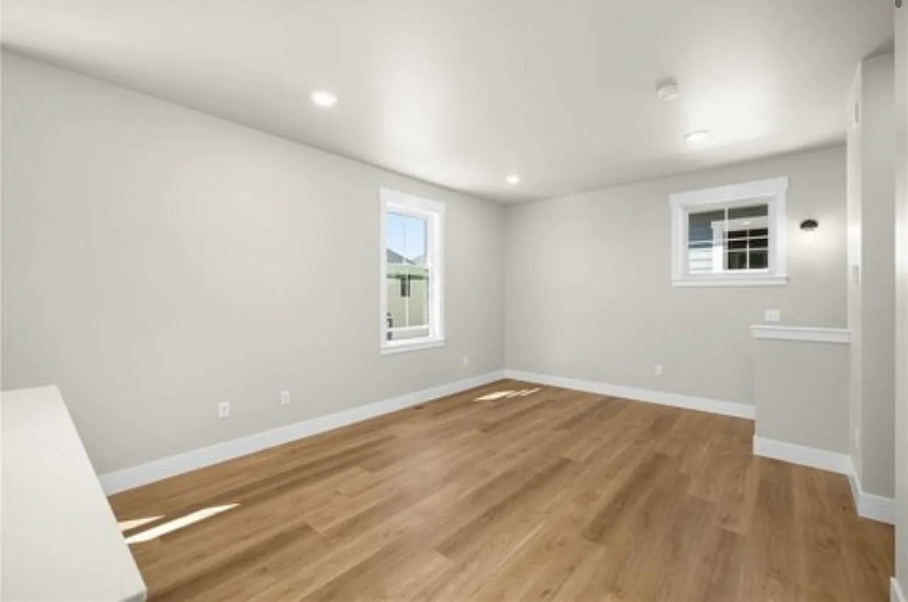 6102 Northstead Ave — Photo 4