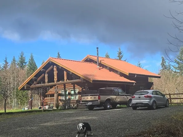 2383 Lost Creek Ln NW, Bremerton, WA 98312